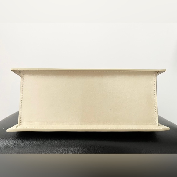 JACQUEMUS Beige Ivory Le Grand Chiquito Bag - Picture 6 of 10